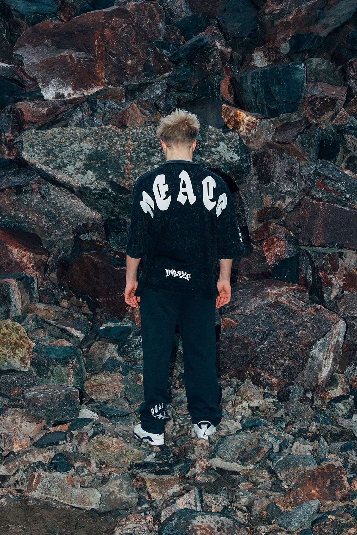 No Weapon Graphic Tee Black